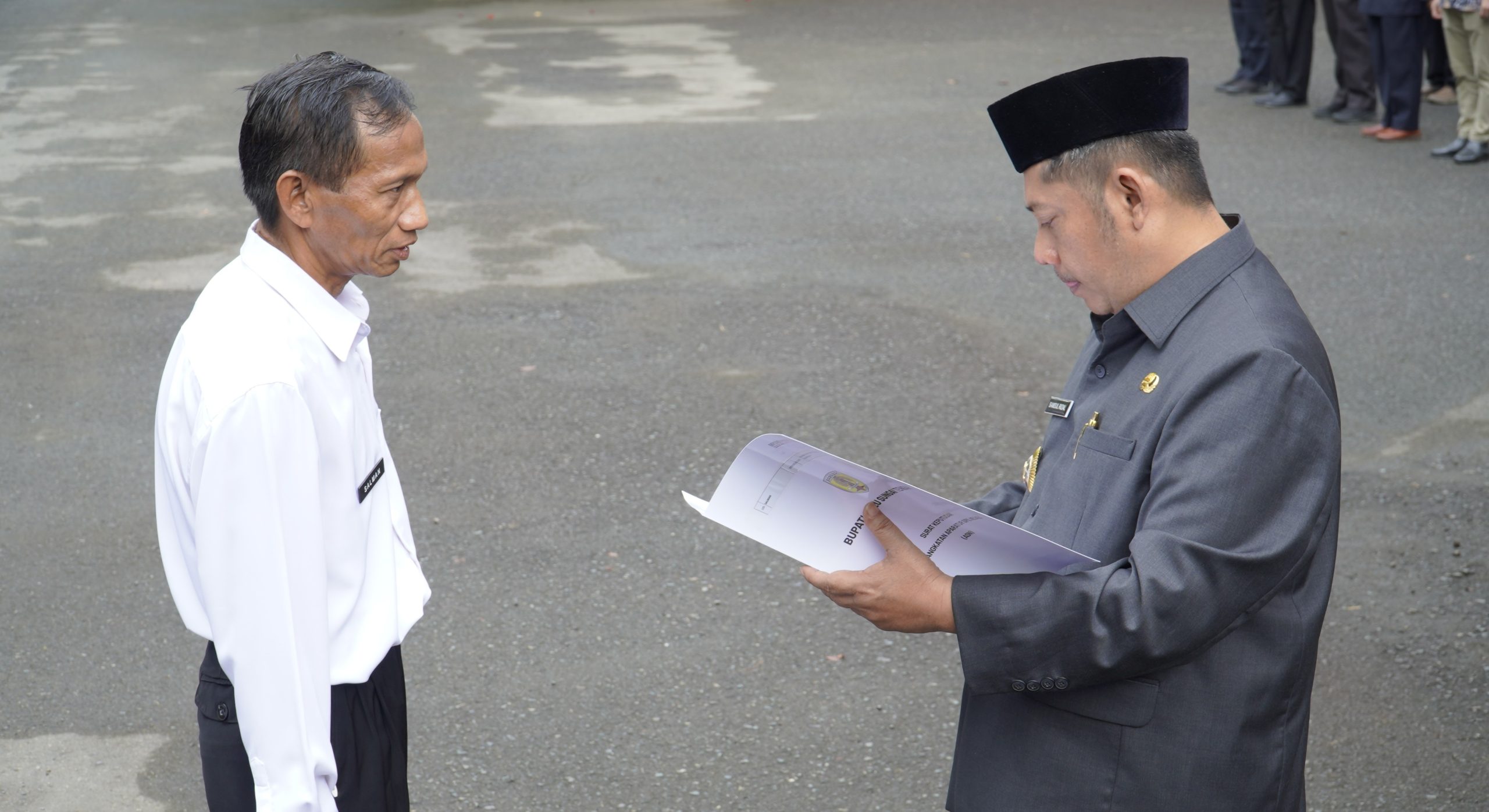 Samsul Rizal Jong Java Bupati HST Samsul Rizal Serahkan SK CPNS dan PPPK Formasi 2024 - Media ...