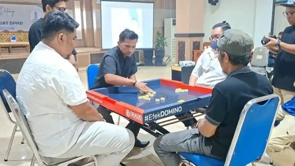 Kejurcab ORADO Banjarbaru sukses digelar perdana di Gedung Lianggang. Ajang ini menjadi seleksi atlet potensial untuk menyambut Kejurprov Kalsel 2026 mendatang.