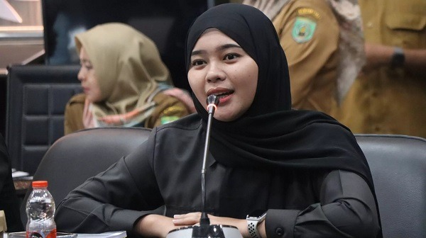 Anggota DPRD Balangan Nor Sita Maulida ajak generasi muda berinovasi demi kemajuan daerah. Sinergi anak muda jadi kunci pembangunan Balangan.